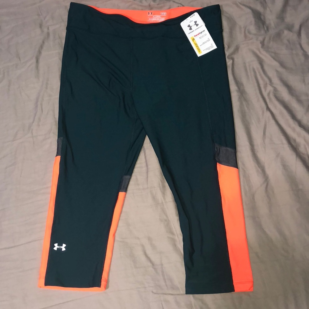Under armour crop leggings